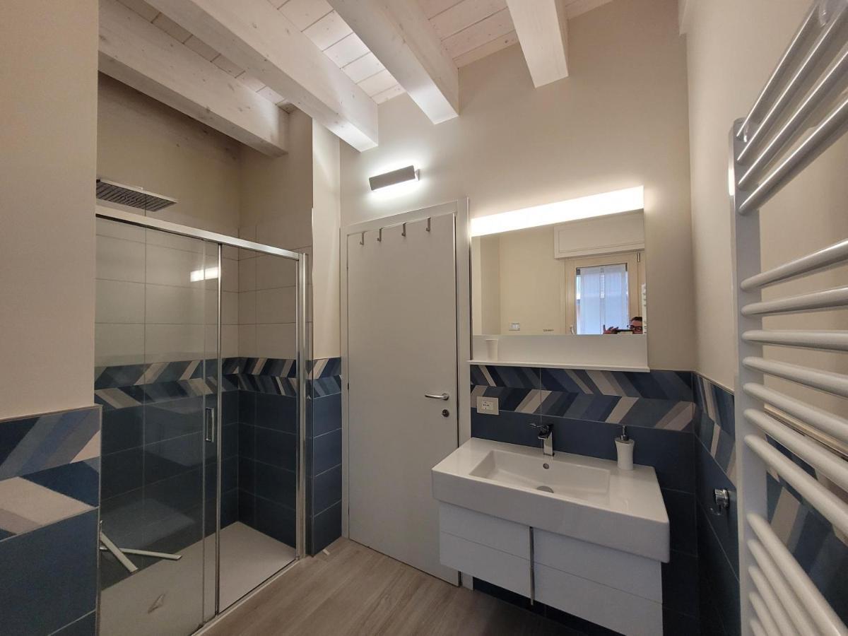 Garda View - Nuovo Appartamento Con Solarium Vista Lago Dış mekan fotoğraf